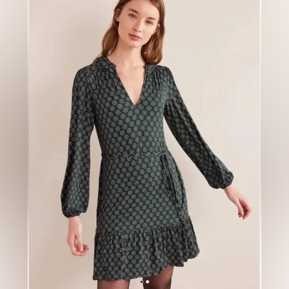 Boden Notch Neck Jersey Dress in Green, Sunflower Geo
